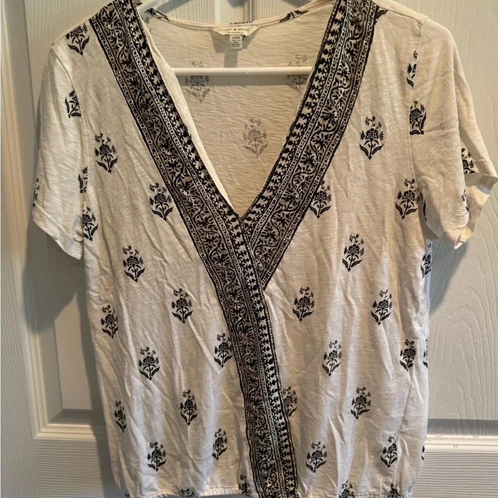 Lucky Brand Top - Picture 2 of 4